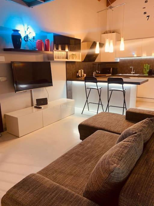 Benvenuti In Casa Peluca! Διαμέρισμα Μέστρε Εξωτερικό φωτογραφία