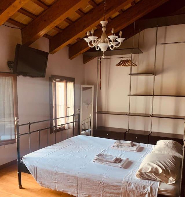 Benvenuti In Casa Peluca! Διαμέρισμα Μέστρε Εξωτερικό φωτογραφία